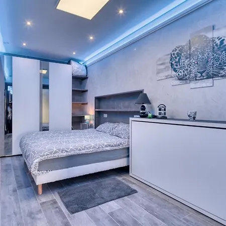 Les Sablettes Panoramic Sea View * Menton