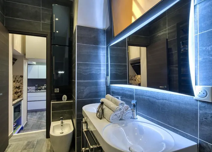 Les Sablettes Panoramic Sea View Апартаменти Мантон